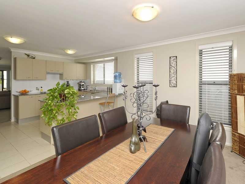 6 Lamandra Crescent, NELSON BAY NSW 2315, Image 2