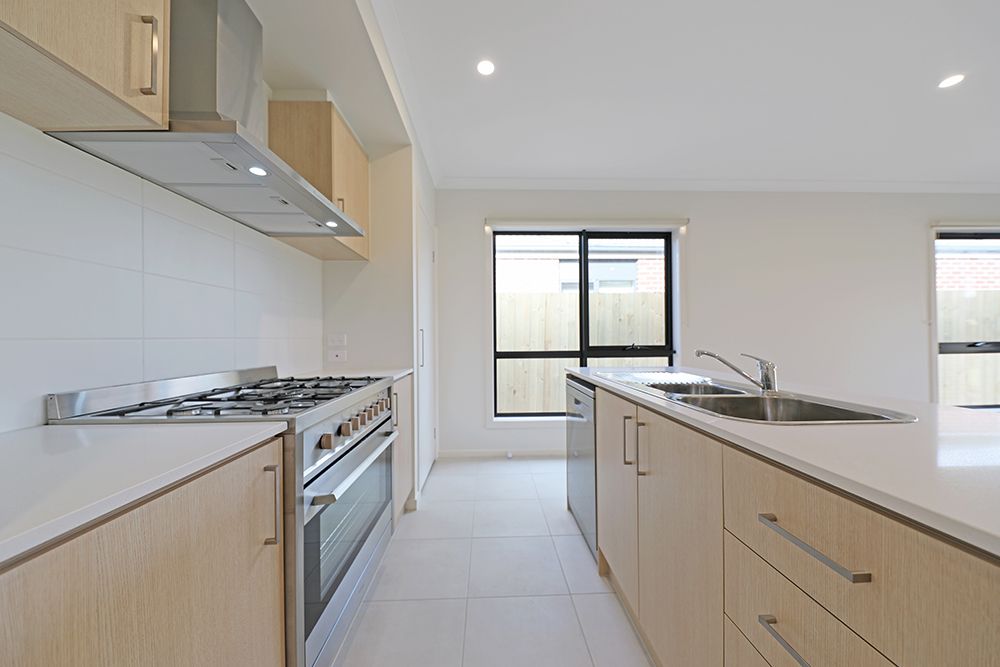 39 Belladonna Circuit, Wallan VIC 3756 House For Rent Domain