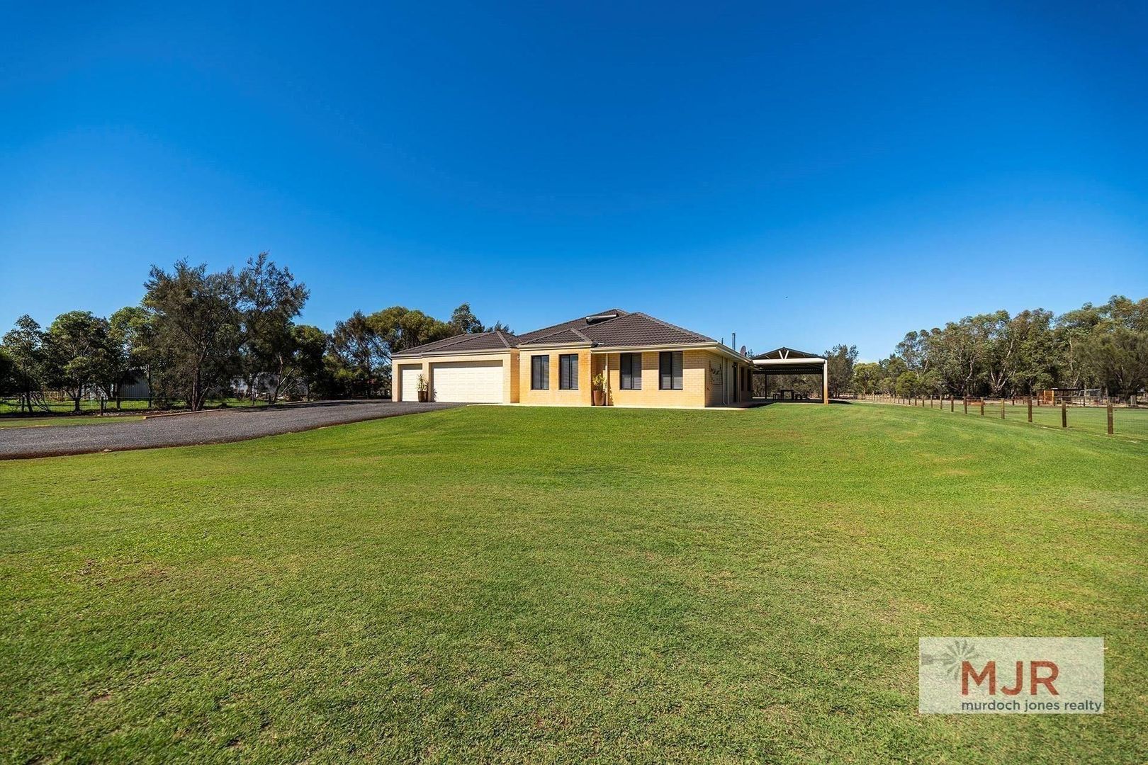 10 McKenna Drive, Cardup WA 6122, Image 2