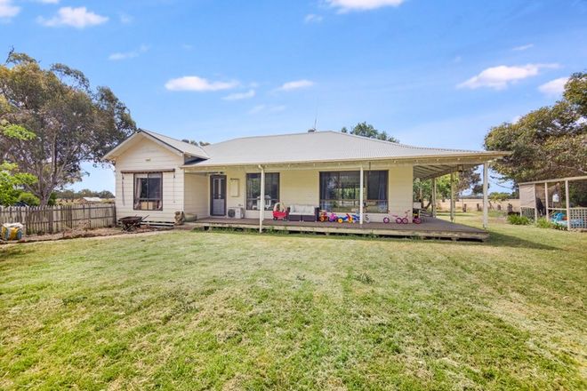 Picture of 90 Robertsons Road, TELANGATUK EAST VIC 3401