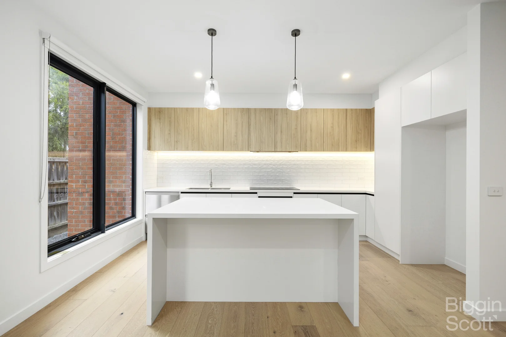 Additional image 2 of 2/5 Carcoola Court, Ormond VIC 3204