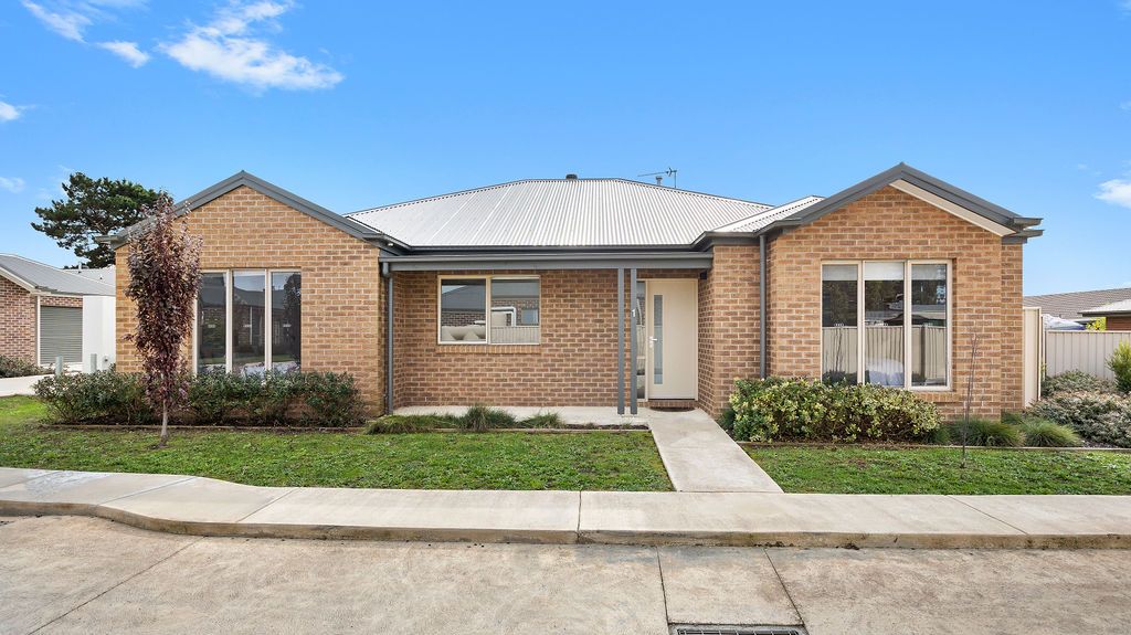 1 Bilston Place, Sebastopol VIC 3356, Image 0