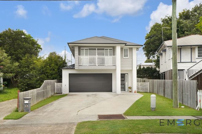 Picture of 140 Selina St, WYNNUM QLD 4178