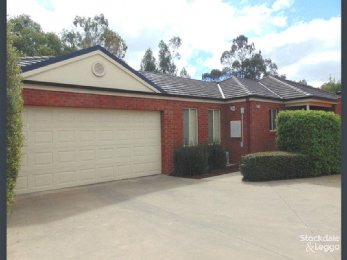 3 bedrooms Townhouse in 3/6 Beckham Street SHEPPARTON VIC, 3630