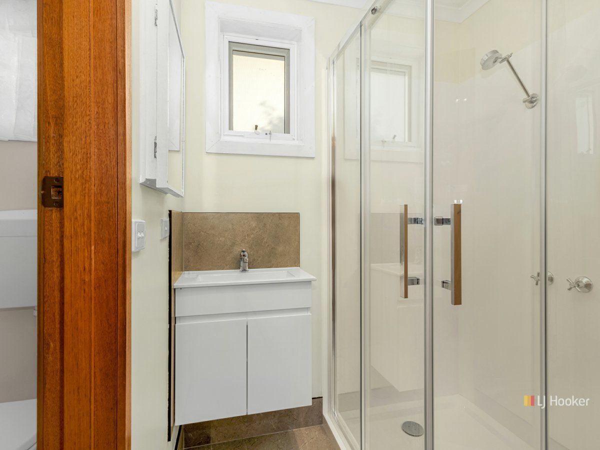 4/13 Walpole Place, Devonport TAS 7310 Apartment For Rent Domain