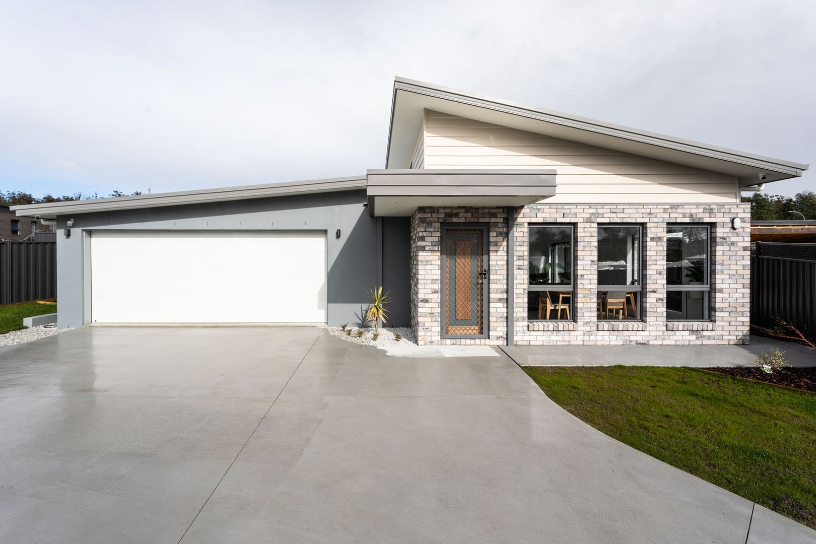 33A Lakeside Drive, Kings Meadows Property History & Address Research