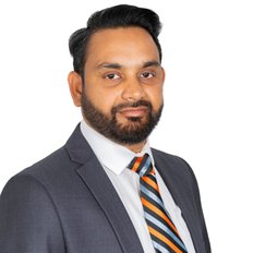 Saif Sharif, Sales representative