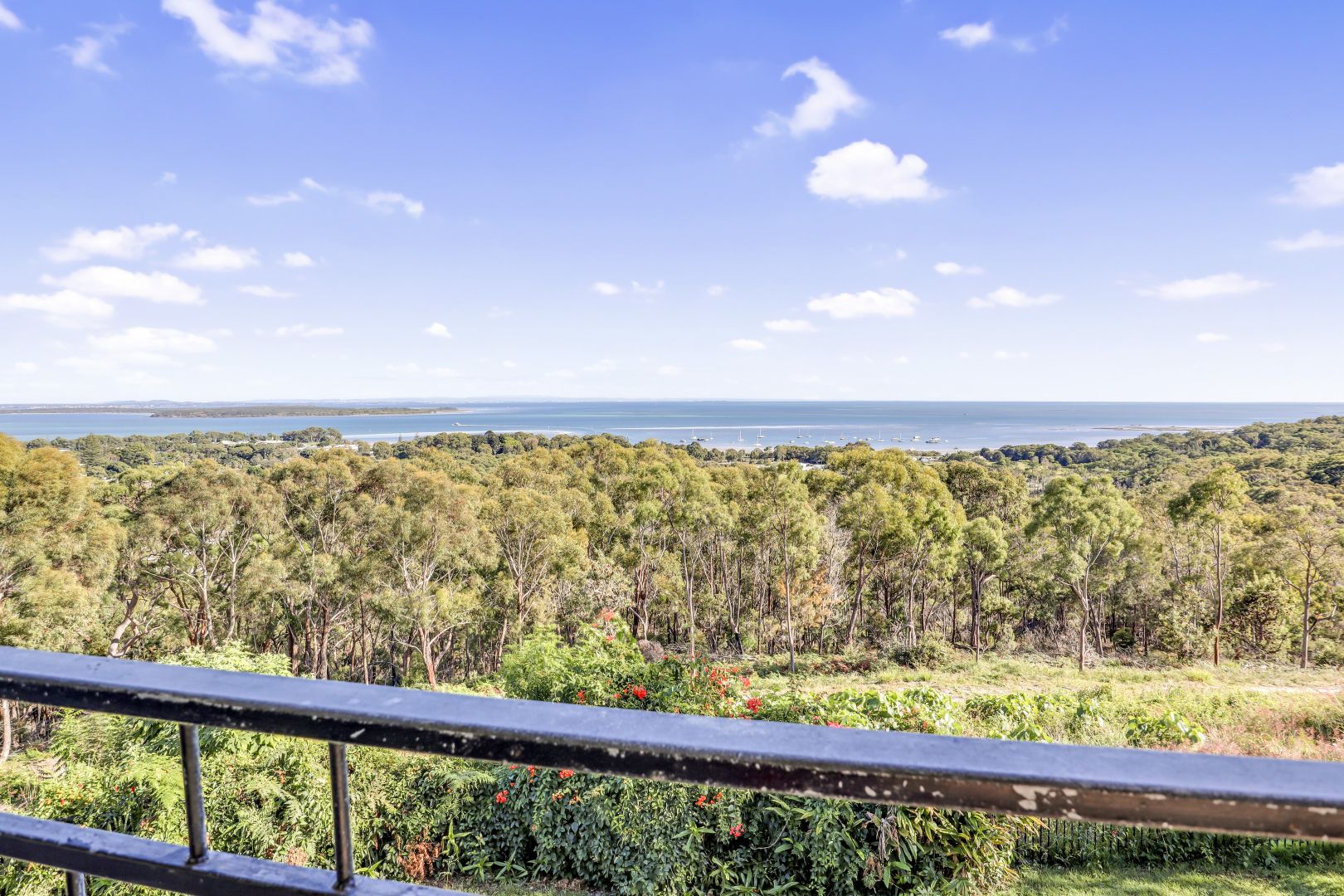 91 Rainbow Crescent, Dunwich QLD 4183, Image 1