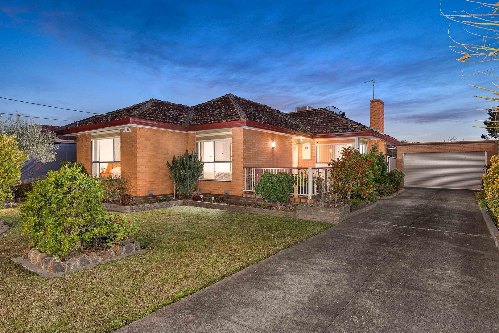 19 Inverness Street, Reservoir VIC 3073, Image 0