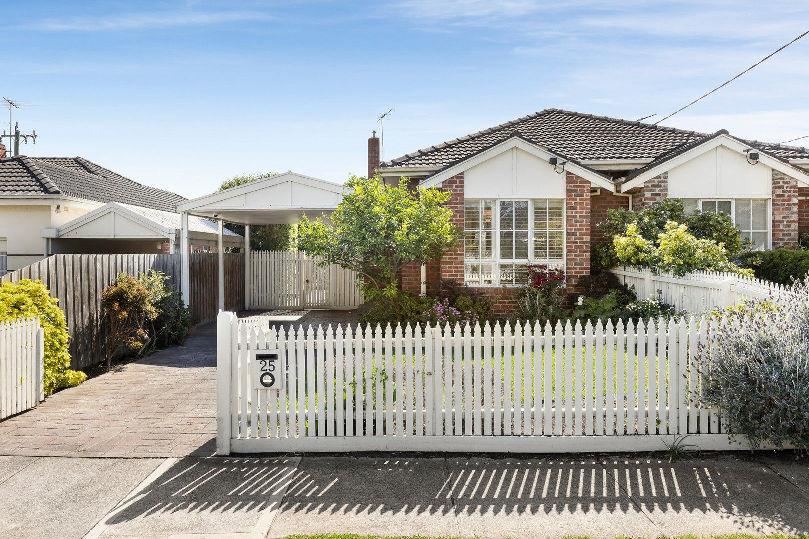 3 bedrooms House in 25 Sussex Road CAULFIELD SOUTH VIC, 3162