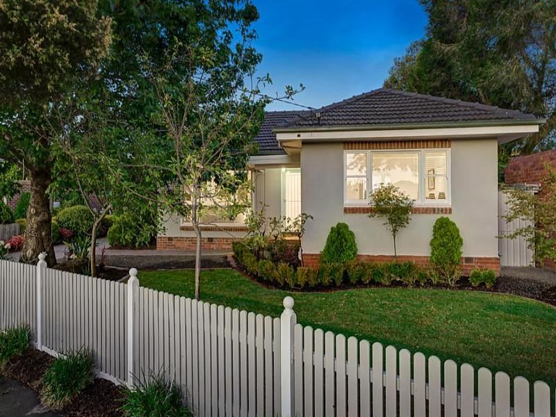 3 bedrooms Apartment / Unit / Flat in 1/31 Kerr Street BLACKBURN VIC, 3130