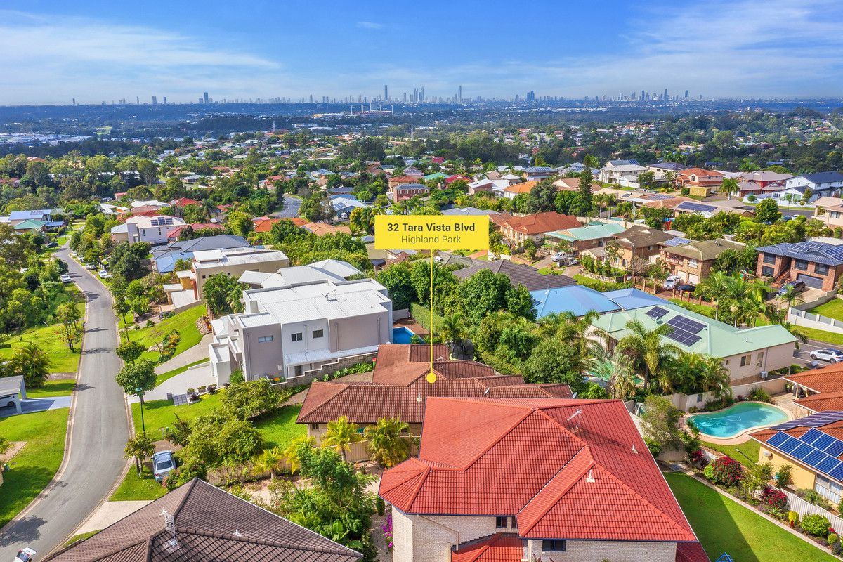4 bedrooms House in 32 Tara Vista Boulevard HIGHLAND PARK QLD, 4211