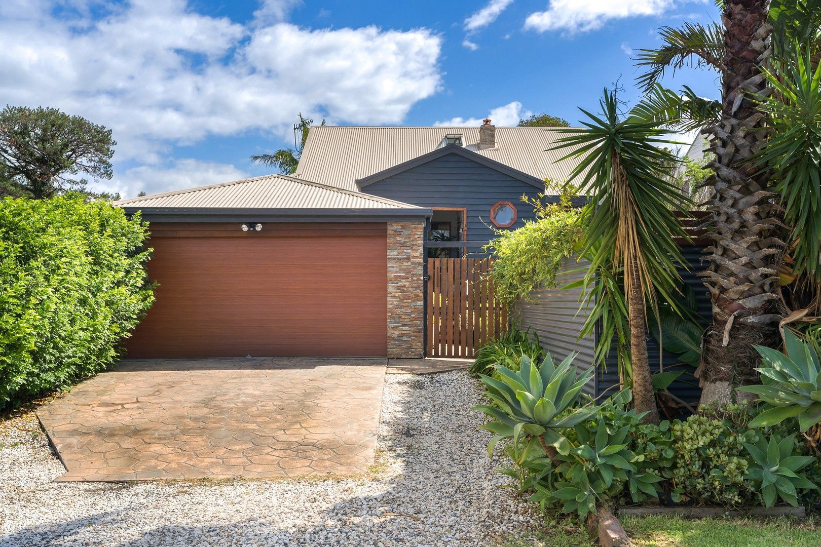 935 The Entrance Road, Forresters Beach NSW 2260, Image 0