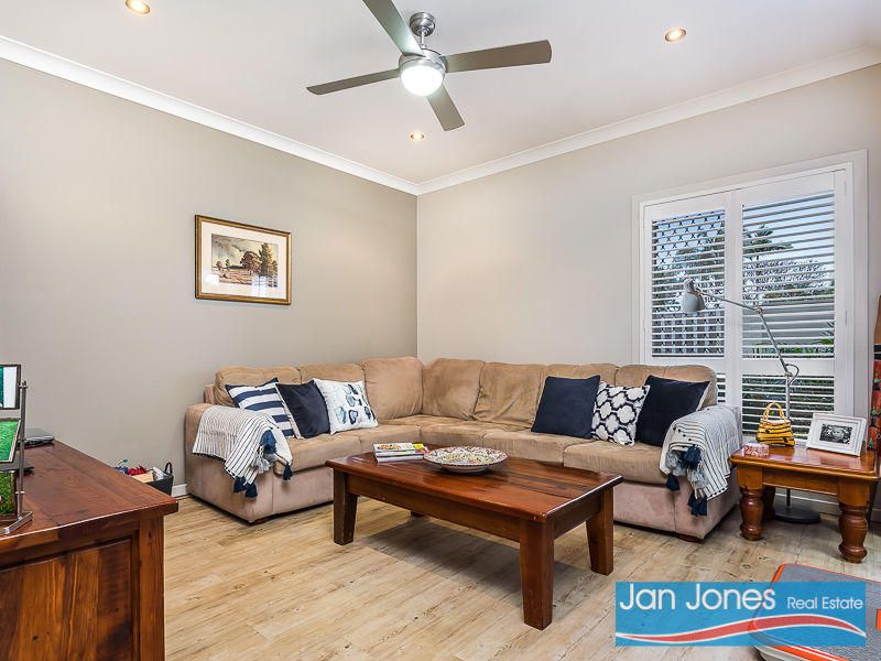 1/4 Dunns Terrace, Scarborough QLD 4020, Image 2