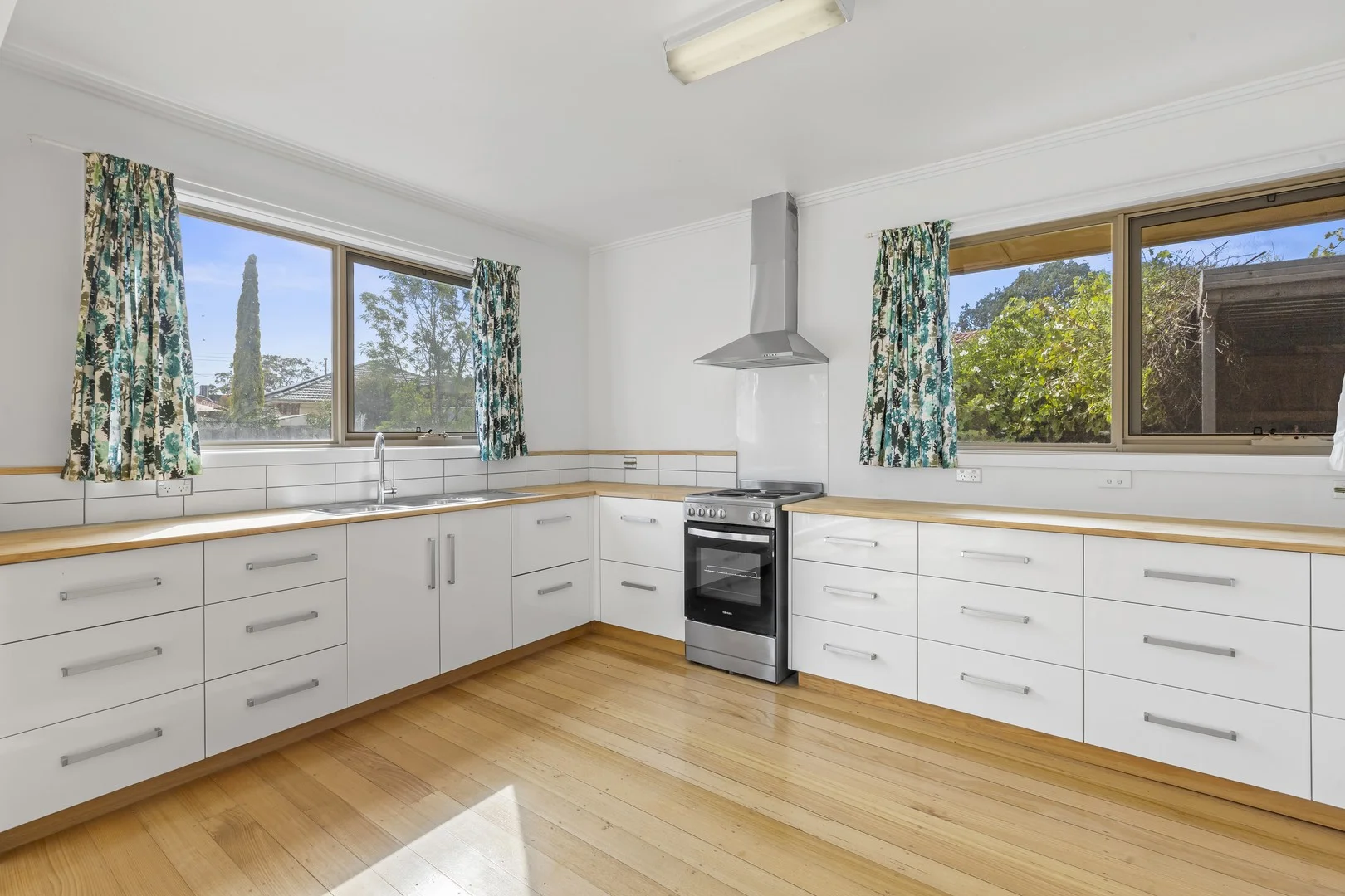 Primary image of 1 Jelf Court, Fawkner VIC 3060