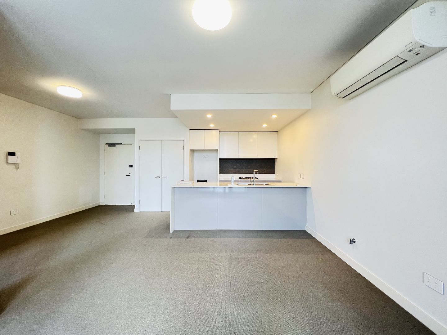 415/5 Verona Drive, Wentworth Point NSW 2127, Image 1