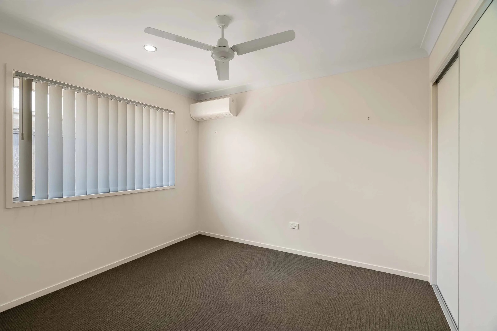 Additional image 7 of 24 Trinity Parade, Blacks Beach QLD 4740