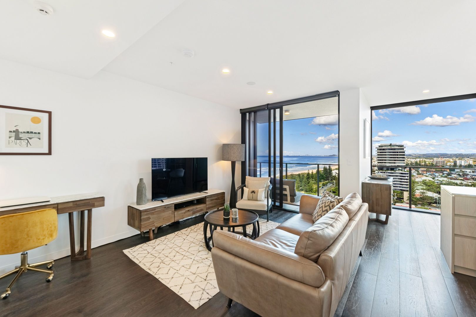 1604/185 Old Burleigh Road, Broadbeach QLD 4218, Image 1