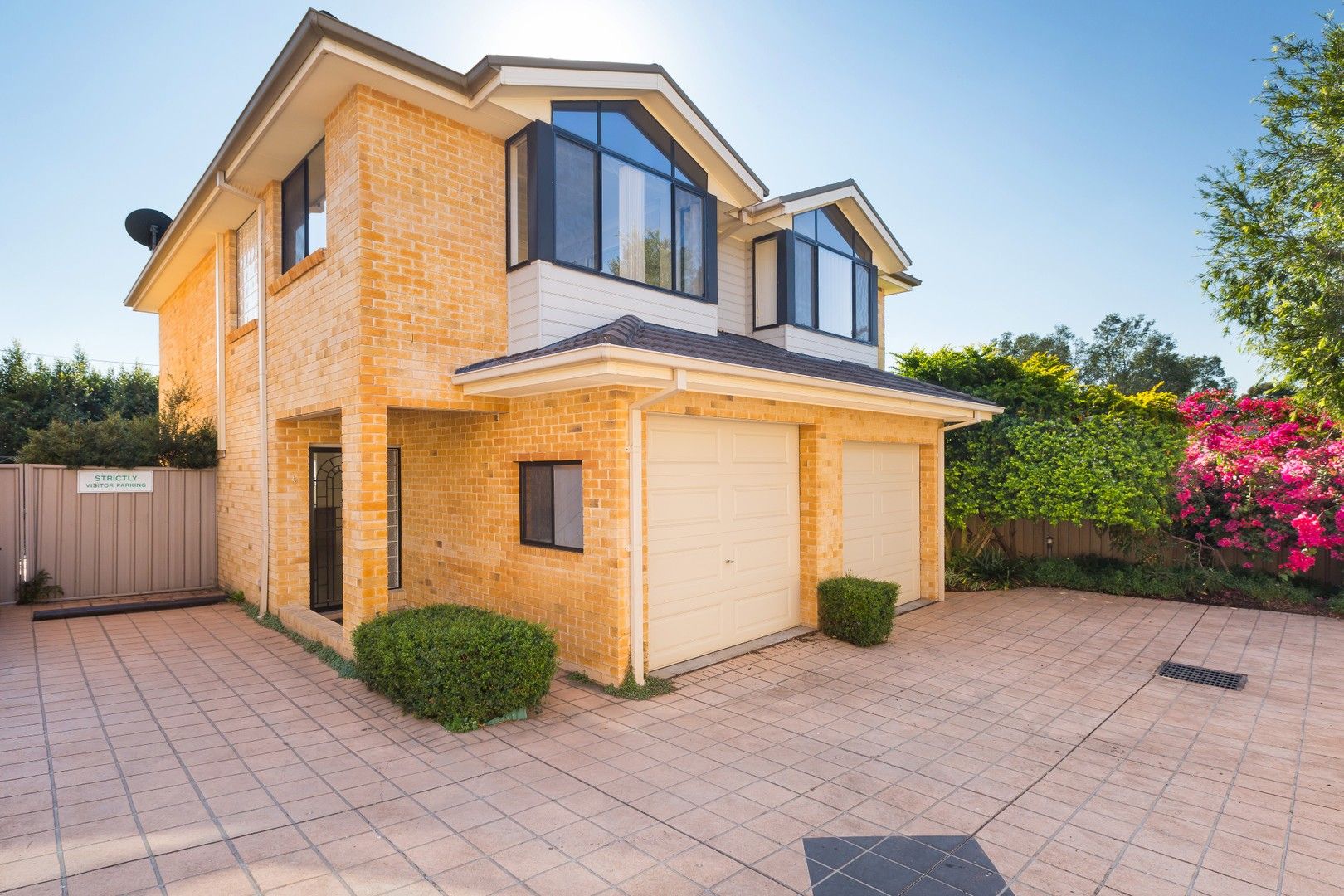 2 bedrooms Townhouse in 4/44 Hotham Road GYMEA NSW, 2227
