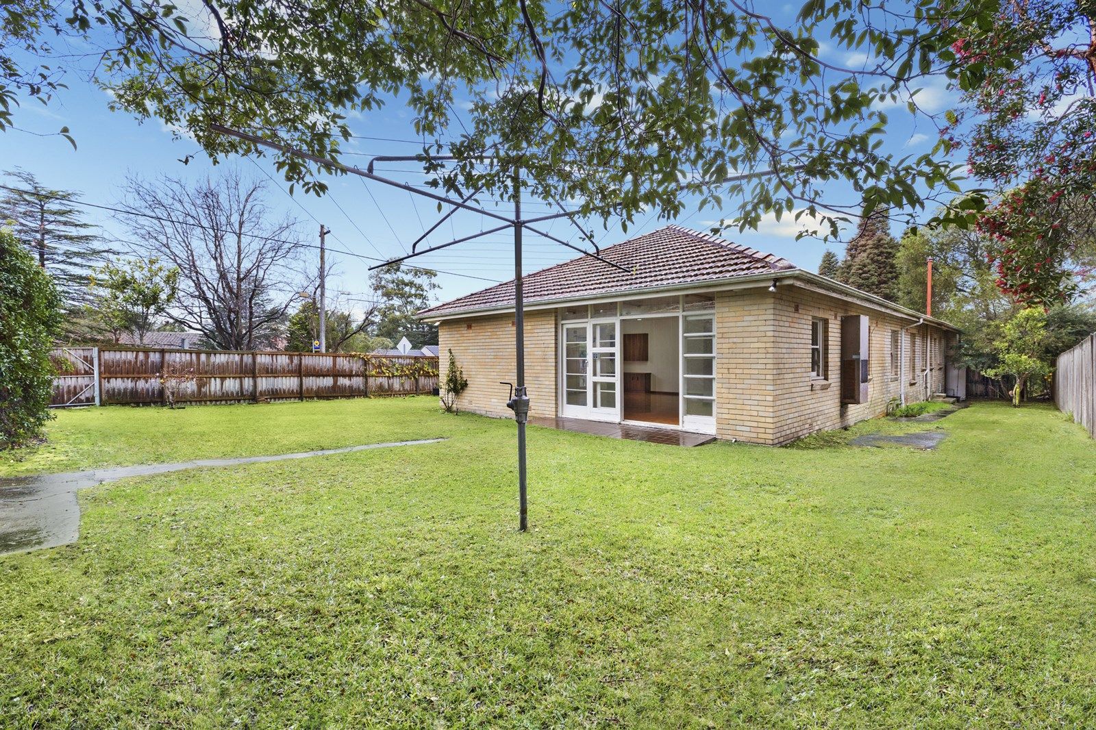 34 Brisbane Avenue, EAST LINDFIELD NSW 2070, Image 2