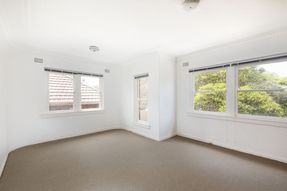 2 bedrooms Apartment / Unit / Flat in 10/23 Newcastle Street ROSE BAY NSW, 2029