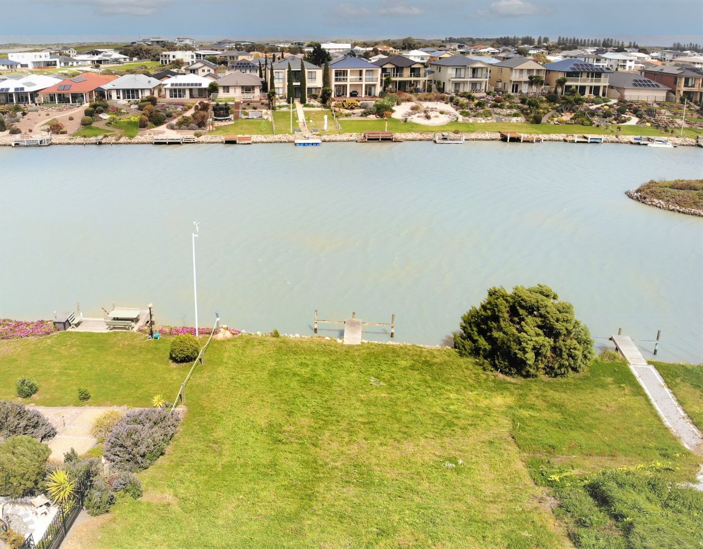 57 Blanche Parade, Hindmarsh Island SA 5214, Image 1