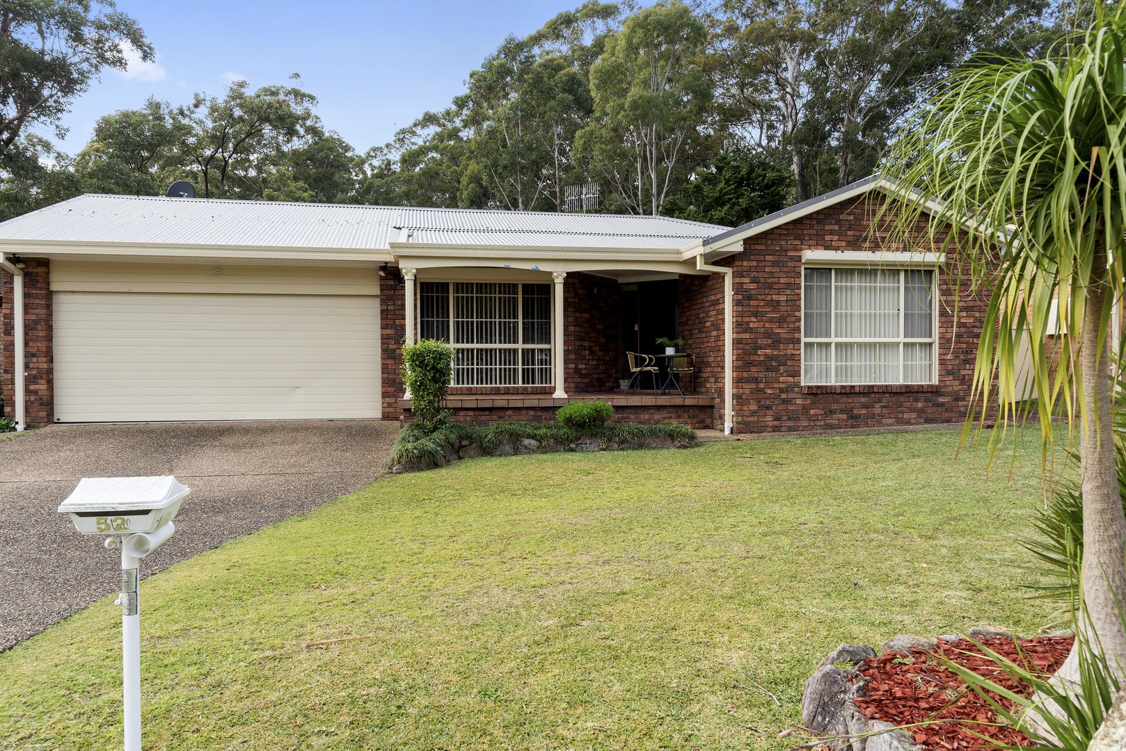4 bedrooms House in 52 Leo Drive NARRAWALLEE NSW, 2539