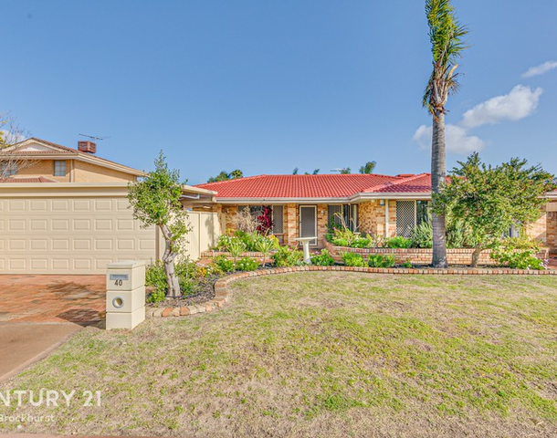40 Forest Lakes Drive, Thornlie WA 6108