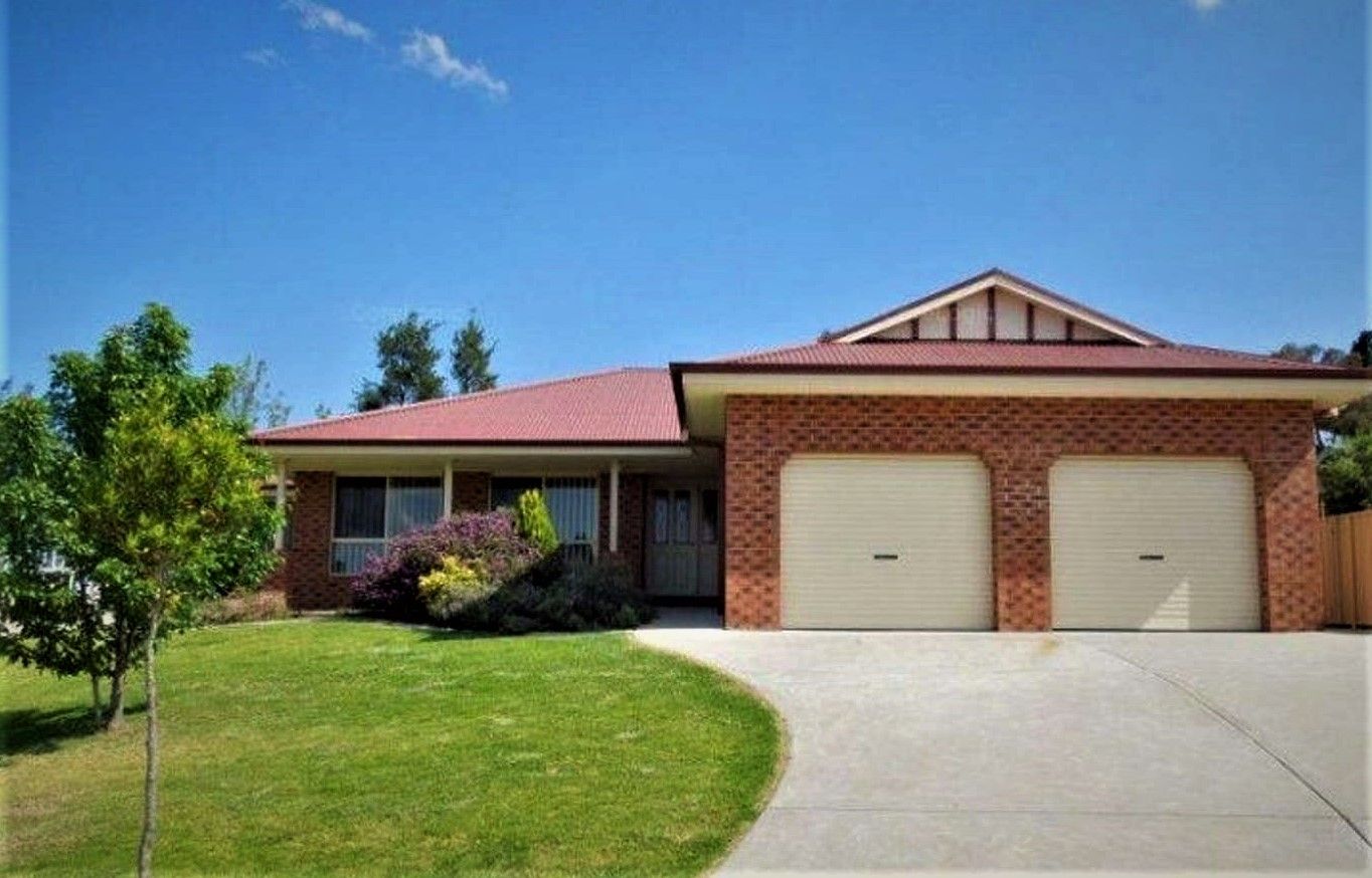 4 bedrooms House in 47 Dunne Crescent THURGOONA NSW, 2640