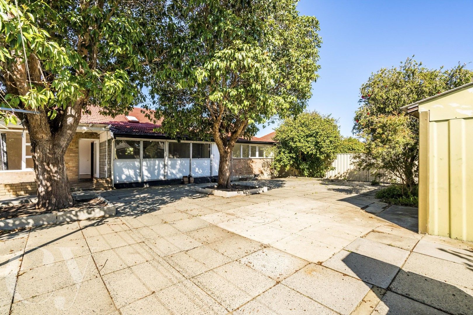 3 bedrooms House in 22 Shelshaw Street MELVILLE WA, 6156