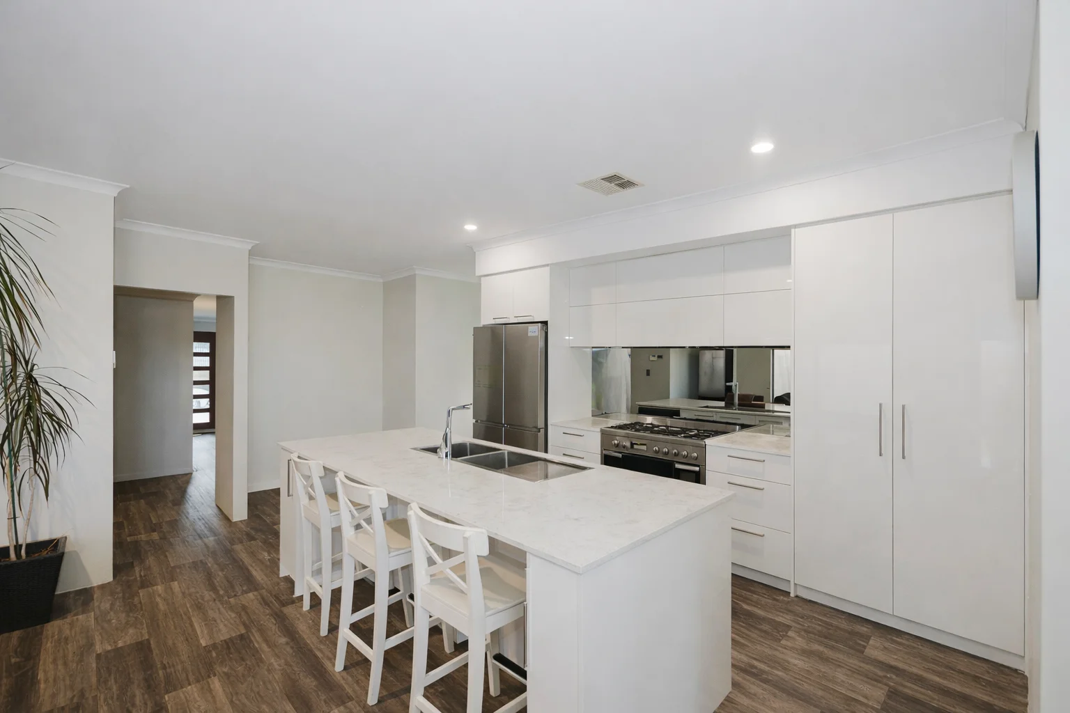 8 Bewick Avenue, Yanchep WA 6035