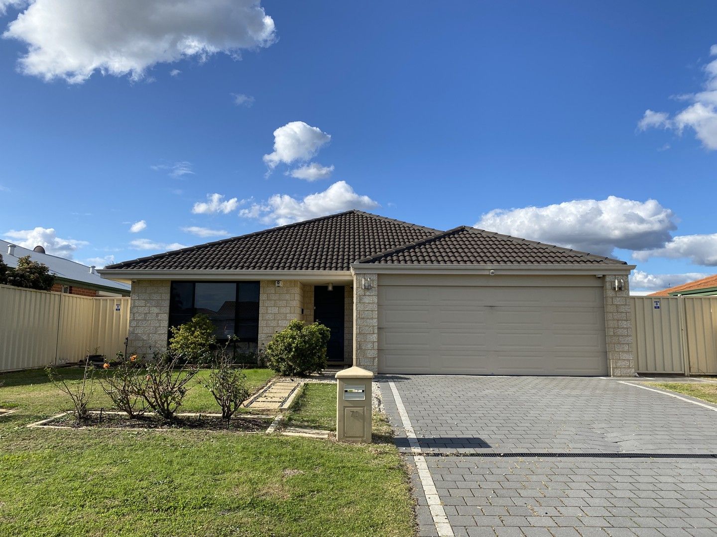 4 bedrooms House in 70 Postling Street KENWICK WA, 6107