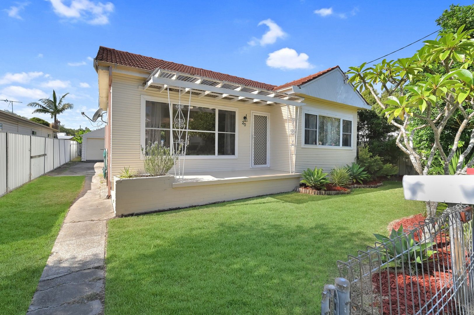 20 Haddon Crescent, Marks Point NSW 2280, Image 0