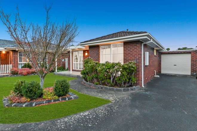 Picture of 2/4 Acacia Grove, GLEN WAVERLEY VIC 3150