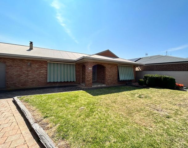 10 Linton Park Drive, Barham NSW 2732