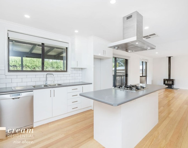 9 Trimmer Place, Kambah ACT 2902