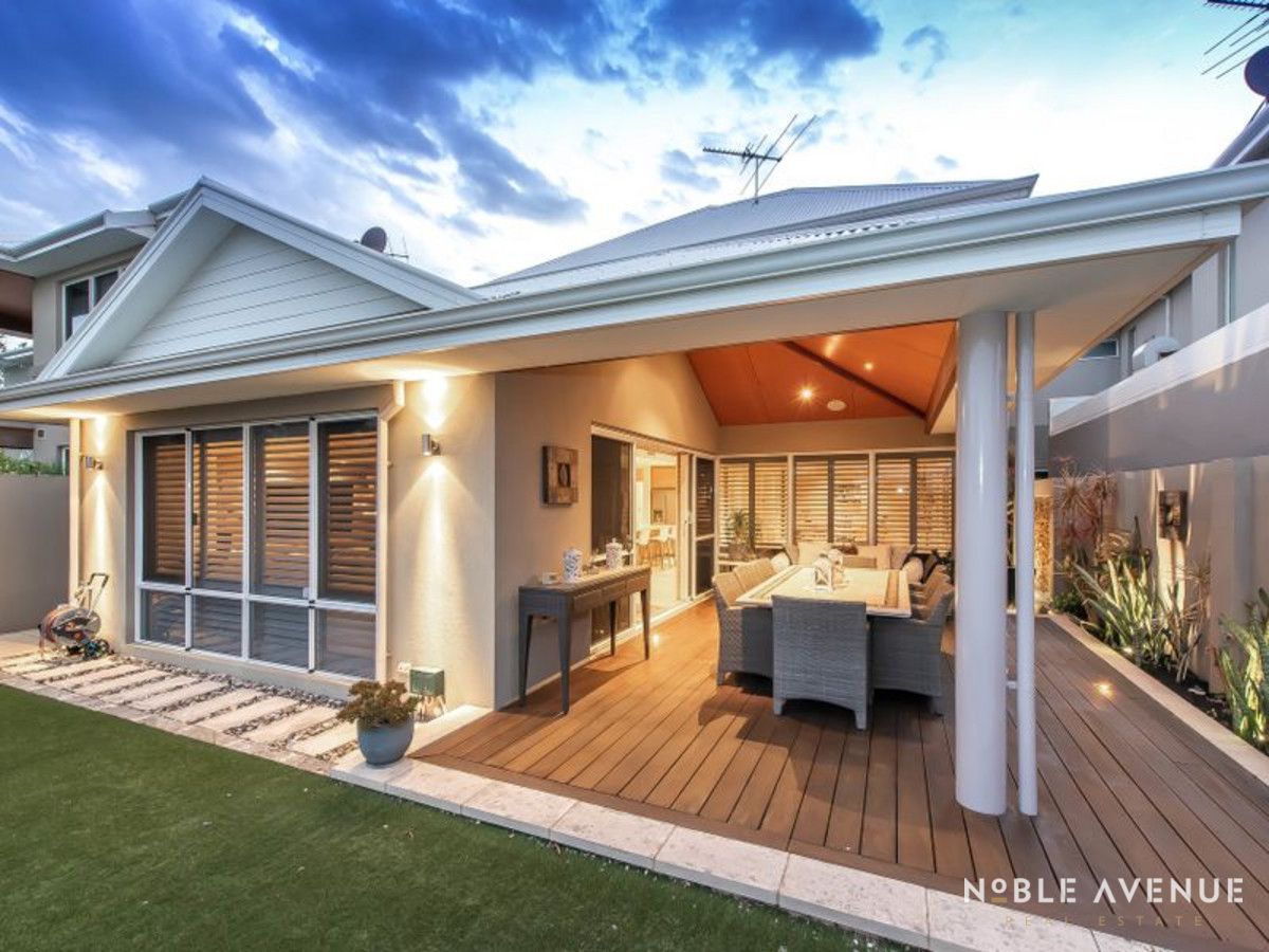 4 Tahiti Lane, Hillarys WA 6025, Image 0