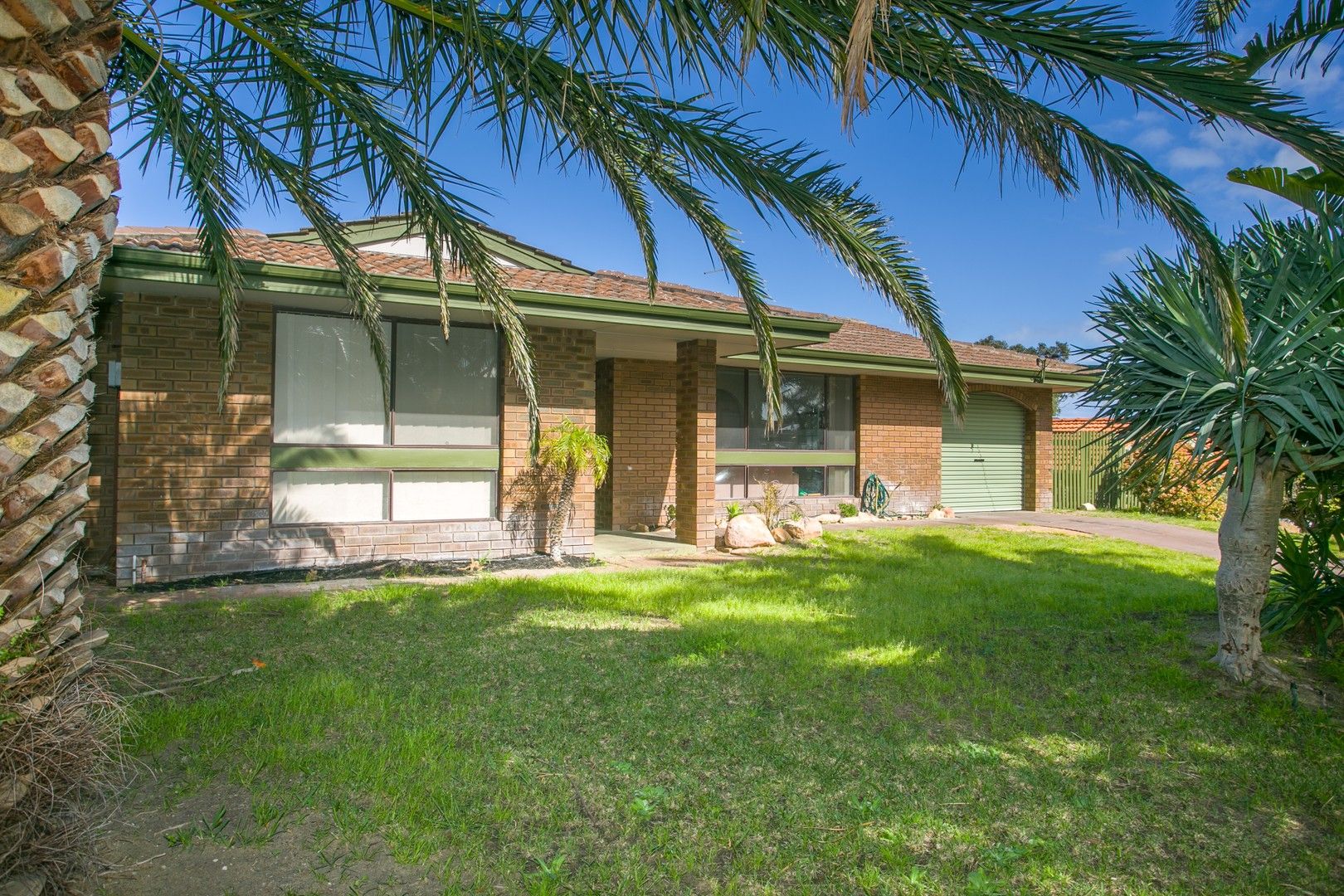 3 bedrooms House in 20 Mindarie Drive QUINNS ROCKS WA, 6030