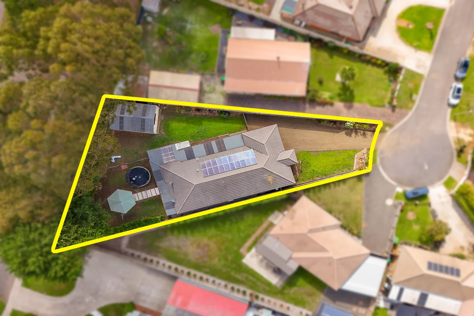 Additional image 24 of 10 Acacia Court, Romsey VIC 3434