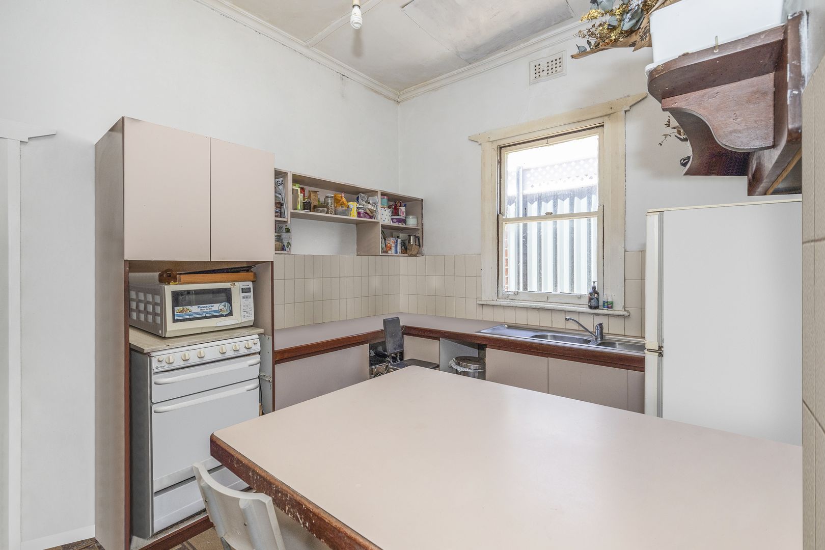 Sold 117 Flinders Street, Mount Hawthorn WA 6016 on 13 Apr 2023