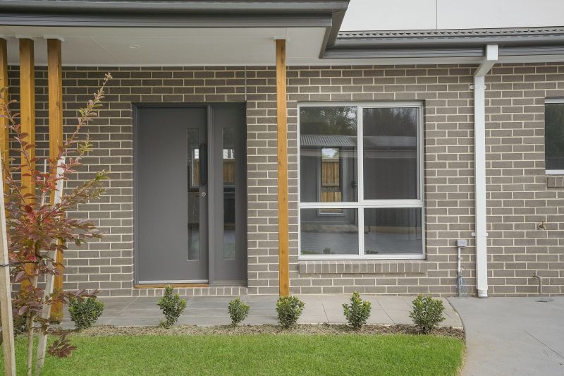 3/7 Howey Street, Gisborne VIC 3437, Image 1