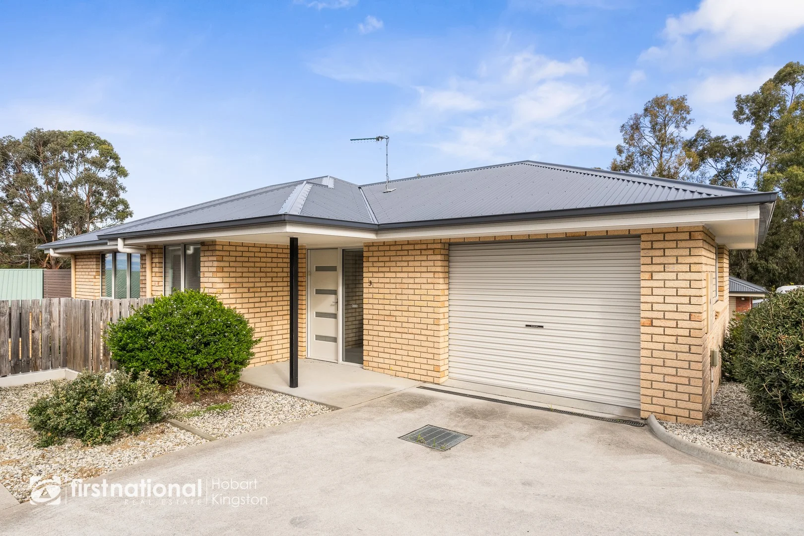 3/42 Timbertop Drive, Blackmans Bay TAS 7052