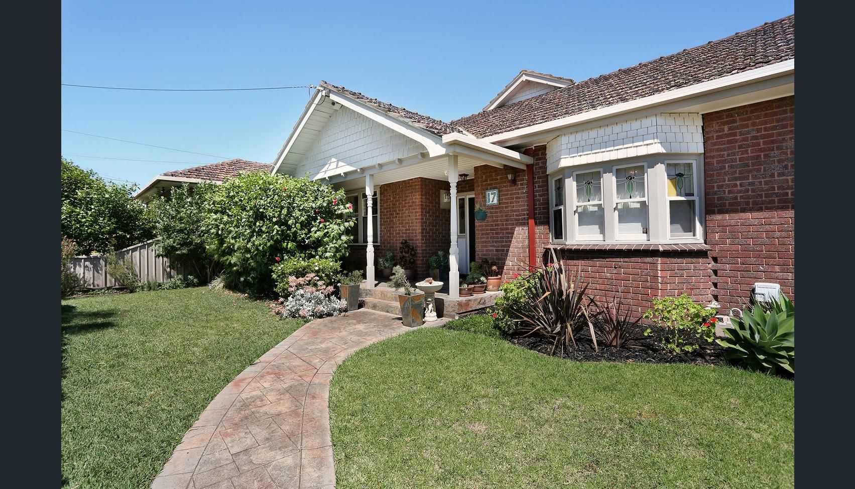 3 bedrooms House in 17 Caton Avenue COBURG VIC, 3058