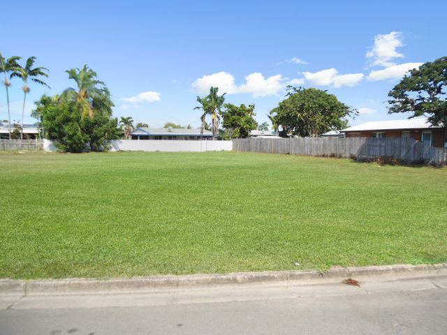 8 Loretta Court, Rasmussen QLD 4815, Image 0