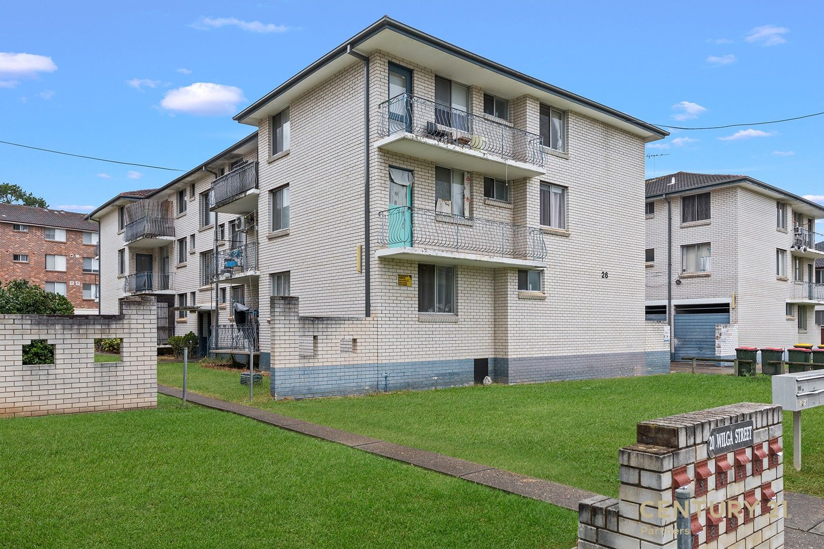 2 bedrooms Apartment / Unit / Flat in 19/20-26 Wilga Street FAIRFIELD NSW, 2165