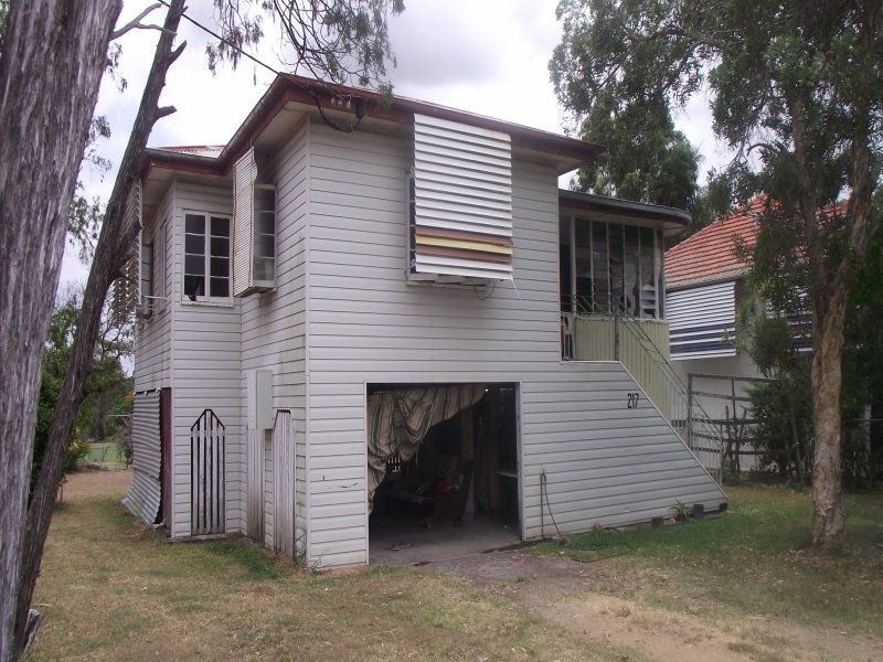 217 VICTORIA PLACE, Berserker QLD 4701, Image 1