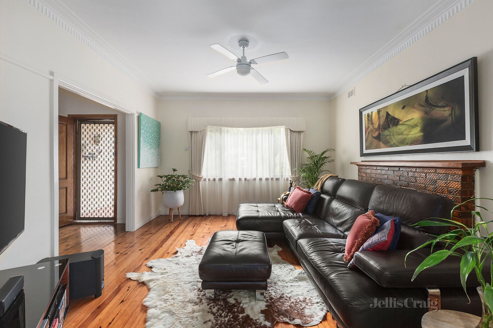 1/5 Winifred Street, Oak Park VIC 3046, Image 2