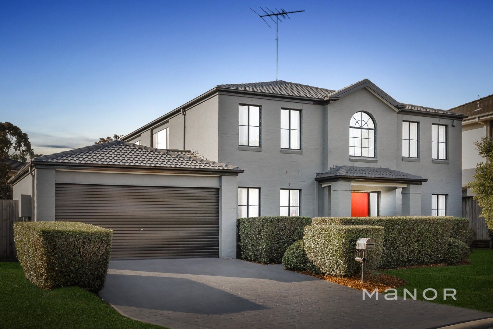 5 bedrooms House in 11 Linford Place BEAUMONT HILLS NSW, 2155