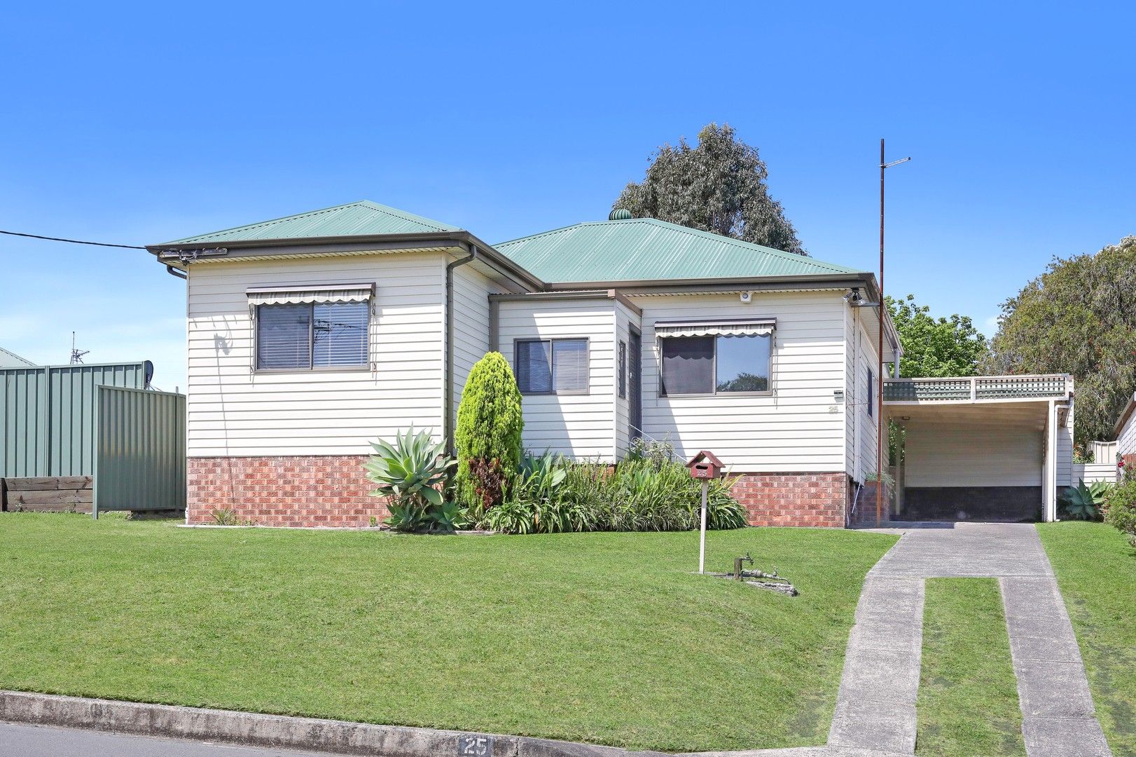 25 Buena Vista Avenue, Lake Heights NSW 2502, Image 0