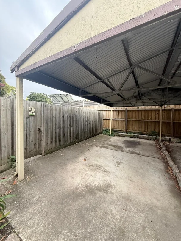 2/356A Aberdeen Street, Manifold Heights VIC 3218